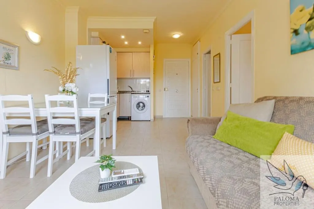 Cozy Apartment In Benal Beach Benalmádena